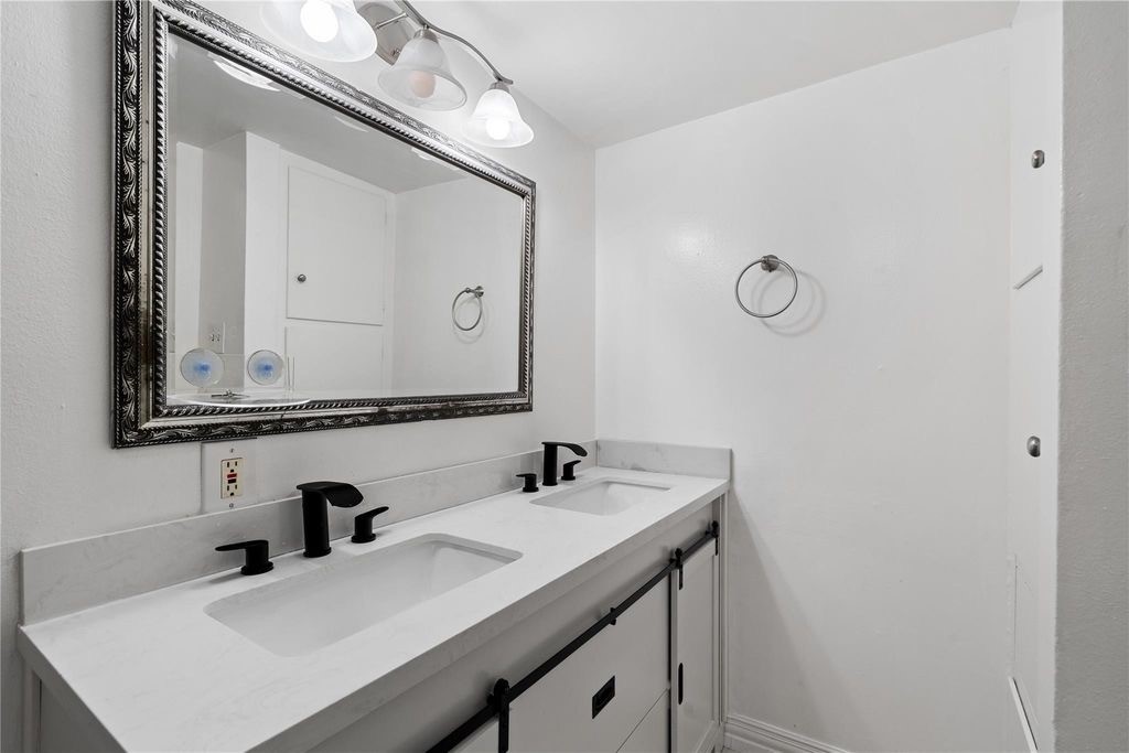 6303 Crab Orchard Road 3 Property Photo 18