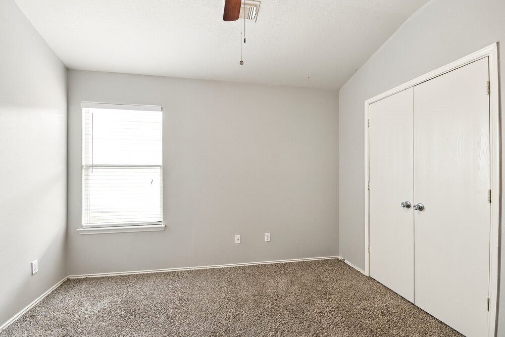 20110 Pinto Ridge Drive Property Photo 15