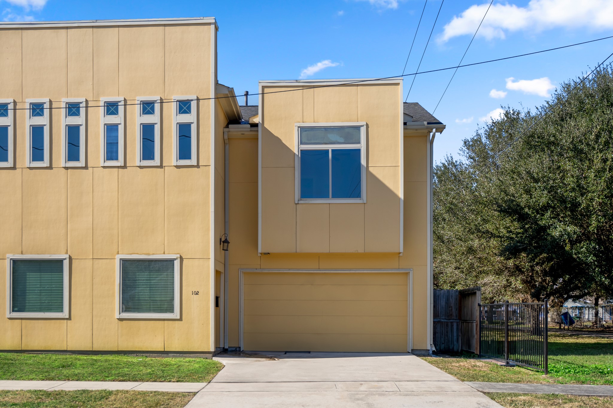 104 Estelle Street Property Photo 3