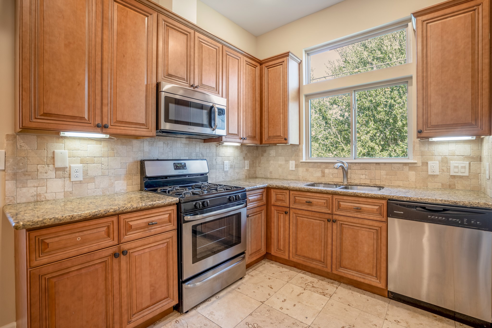 104 Estelle Street Property Photo 19