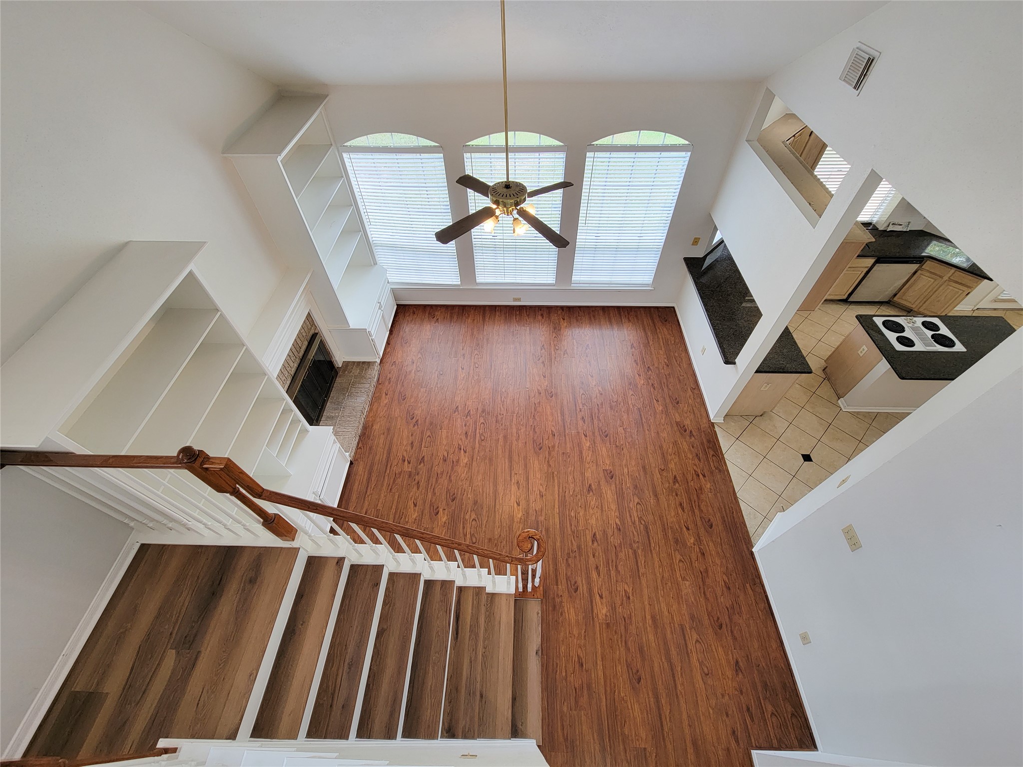 17403 Canyon Knoll Drive Property Photo 15