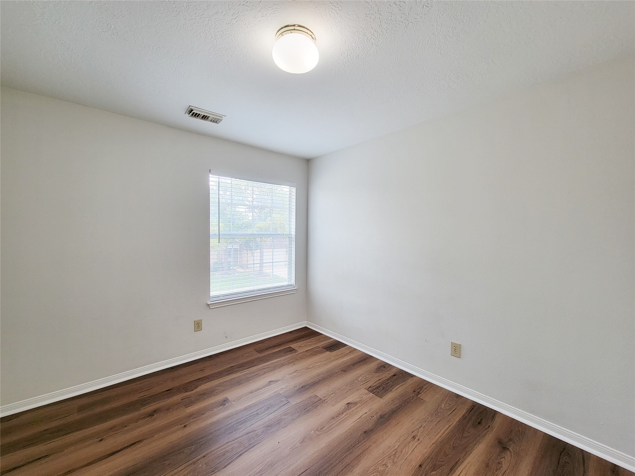 17403 Canyon Knoll Drive Property Photo 33
