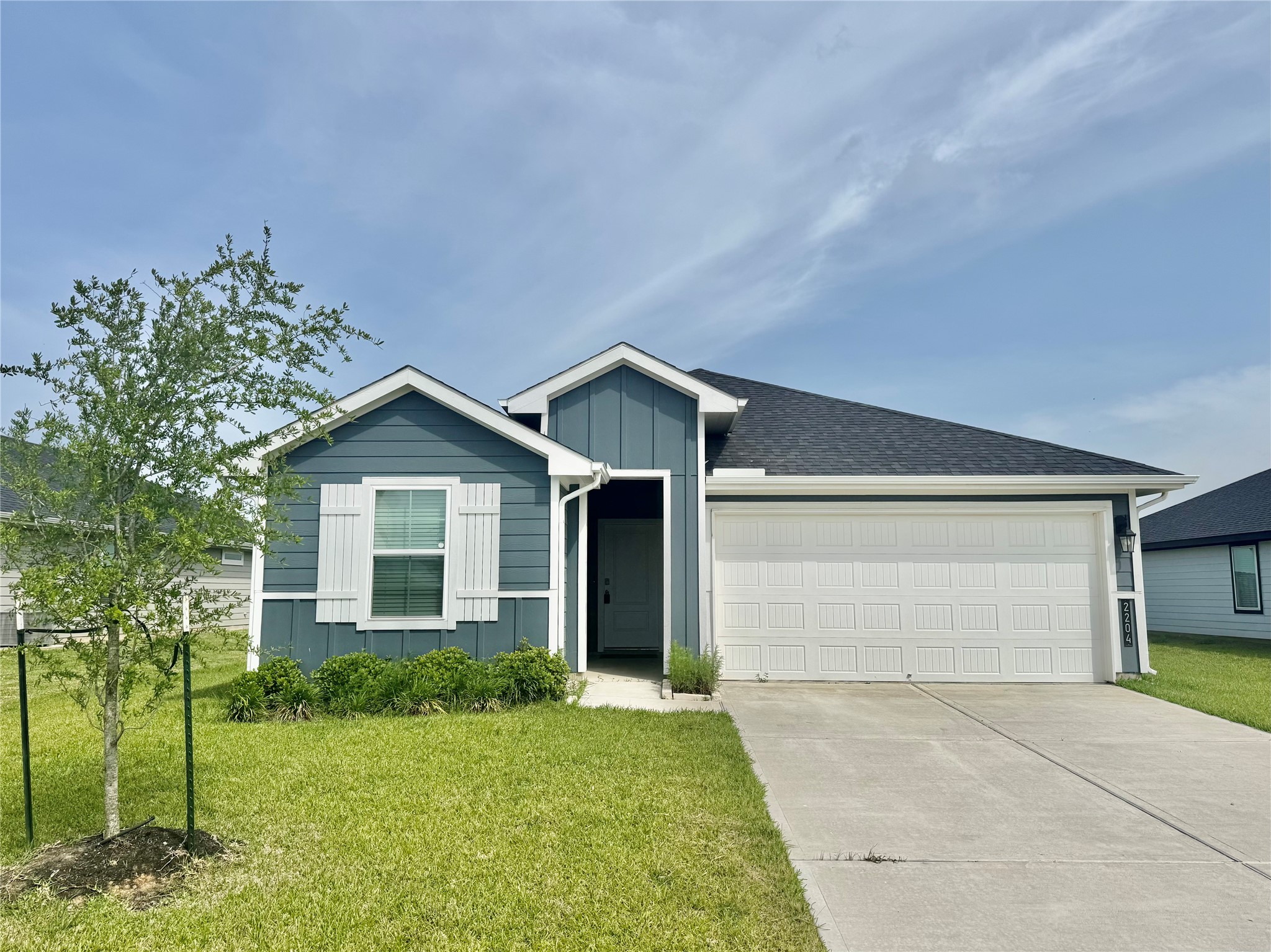 2204 Laurel Bloom Lane Property Photo 1