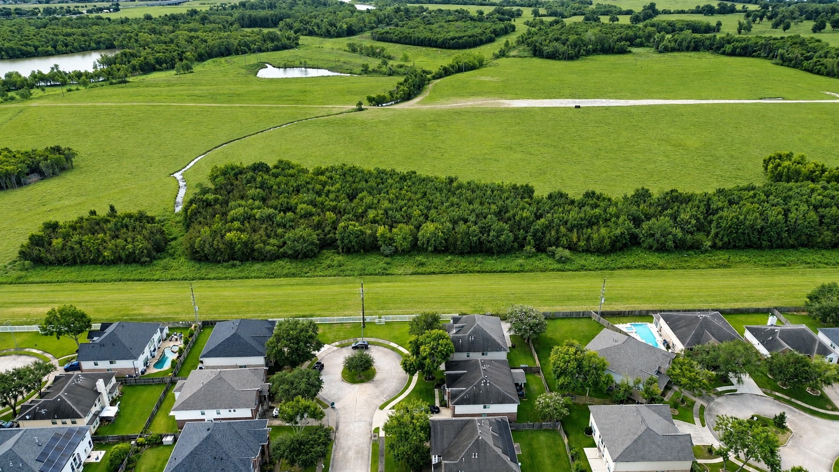 8126 Buffalo Springs Court Property Photo 28