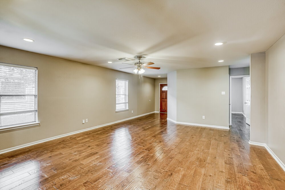 3502 Wheatmeadow Lane Property Photo 5