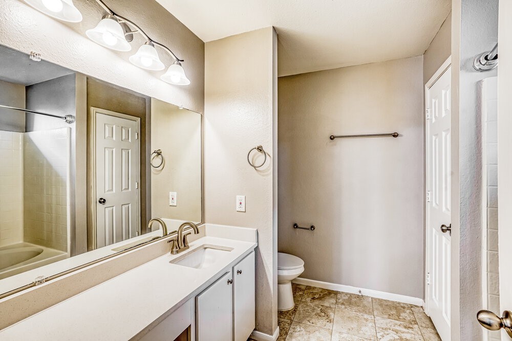 3502 Wheatmeadow Lane Property Photo 11