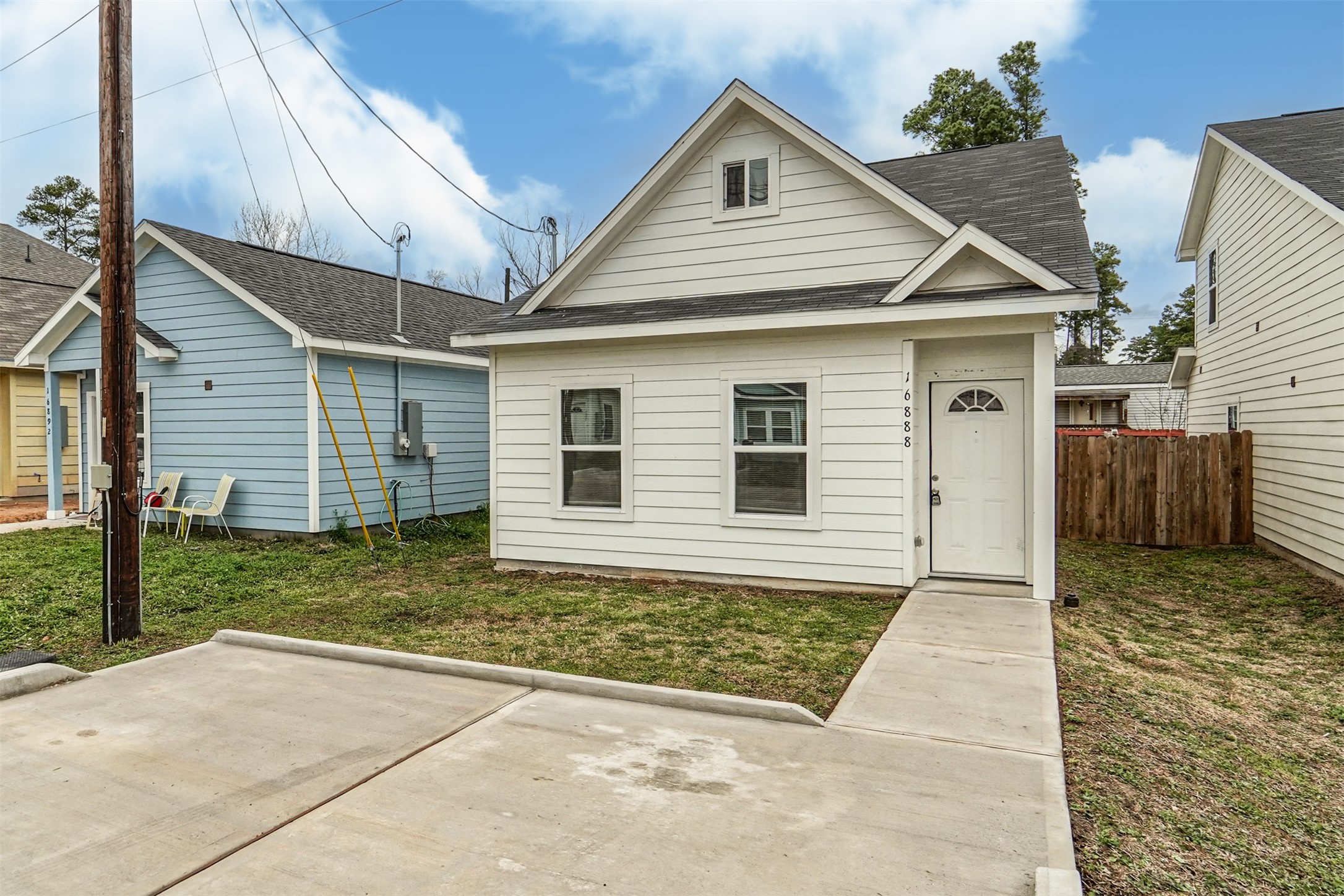 16888 Kempwood Property Photo 33