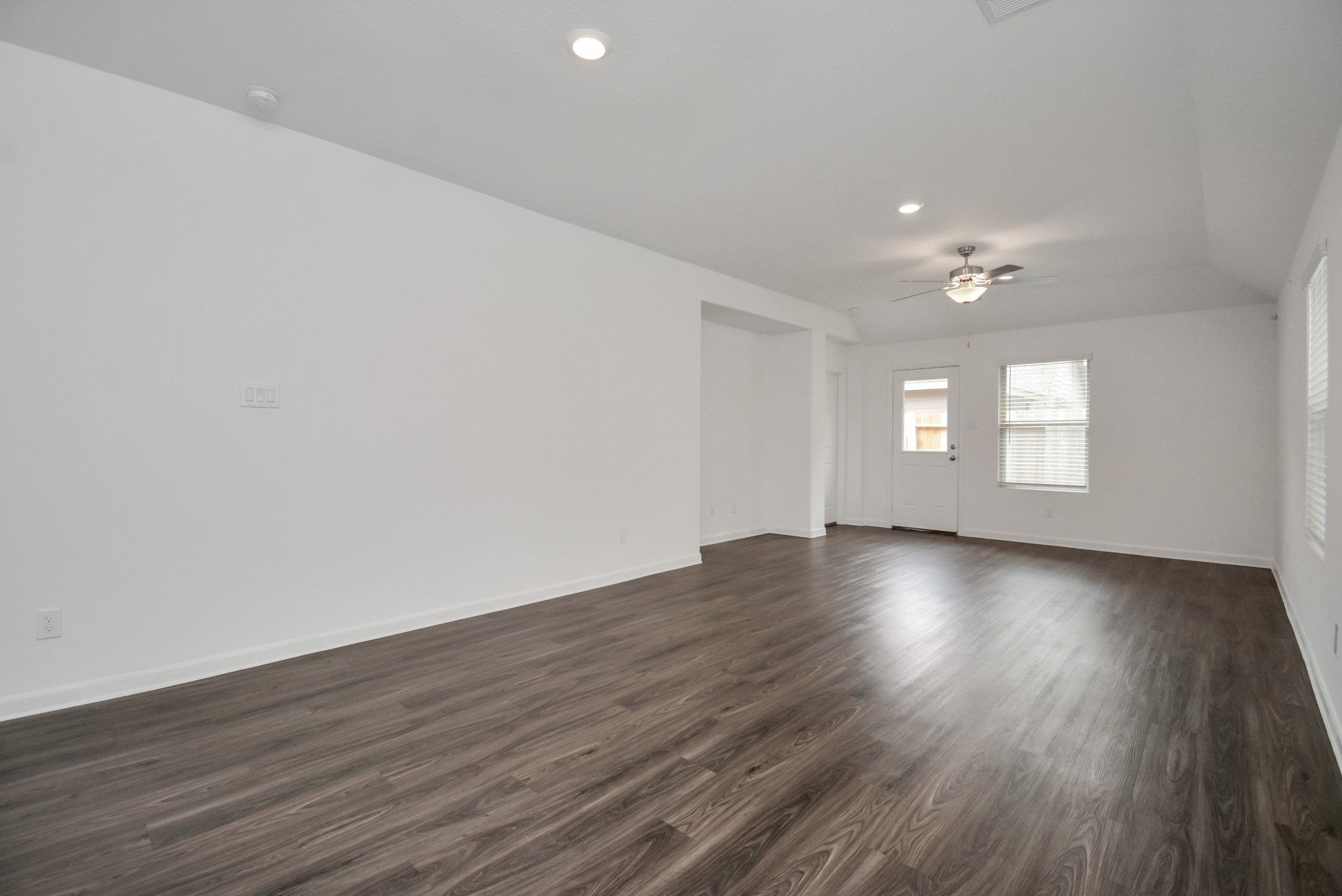 15826 Menlow Bend Drive Property Photo 12