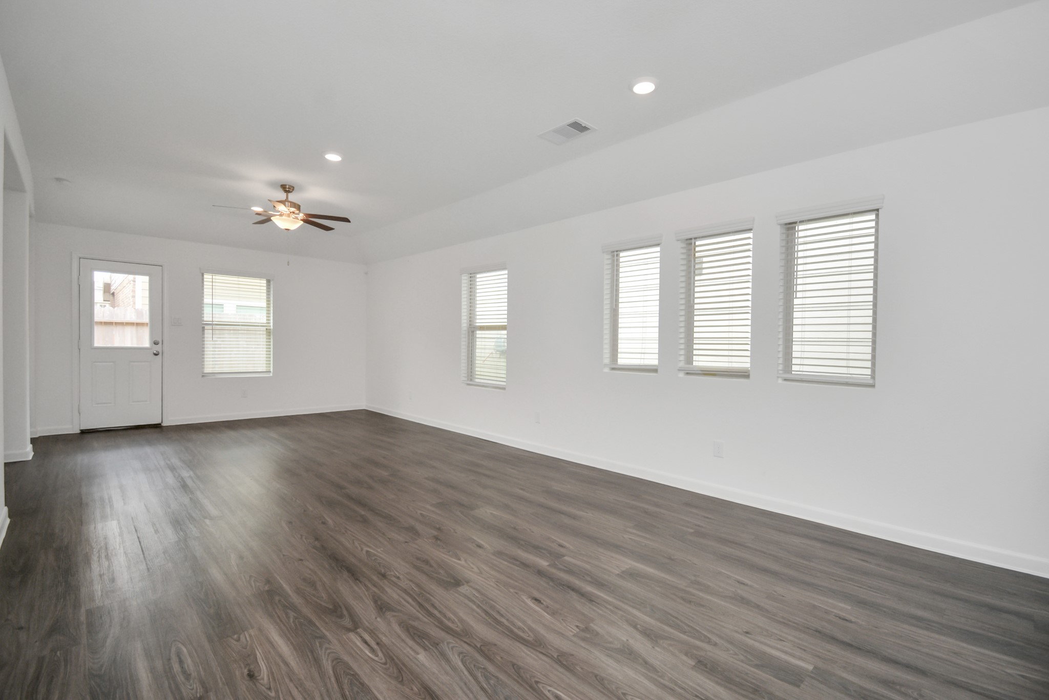 15826 Menlow Bend Drive Property Photo 14