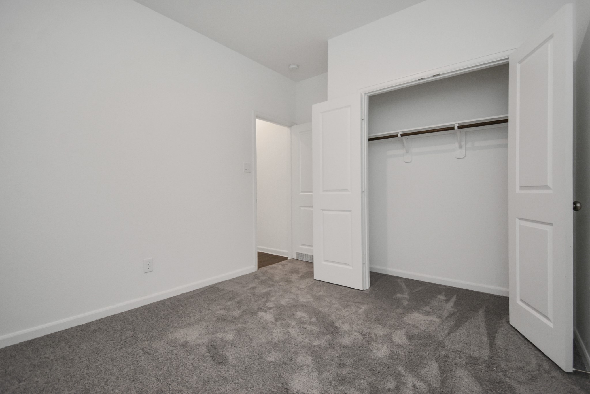15826 Menlow Bend Drive Property Photo 23