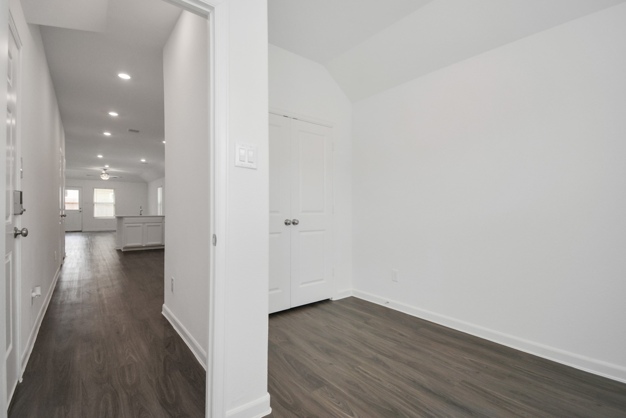 15826 Menlow Bend Drive Property Photo 27