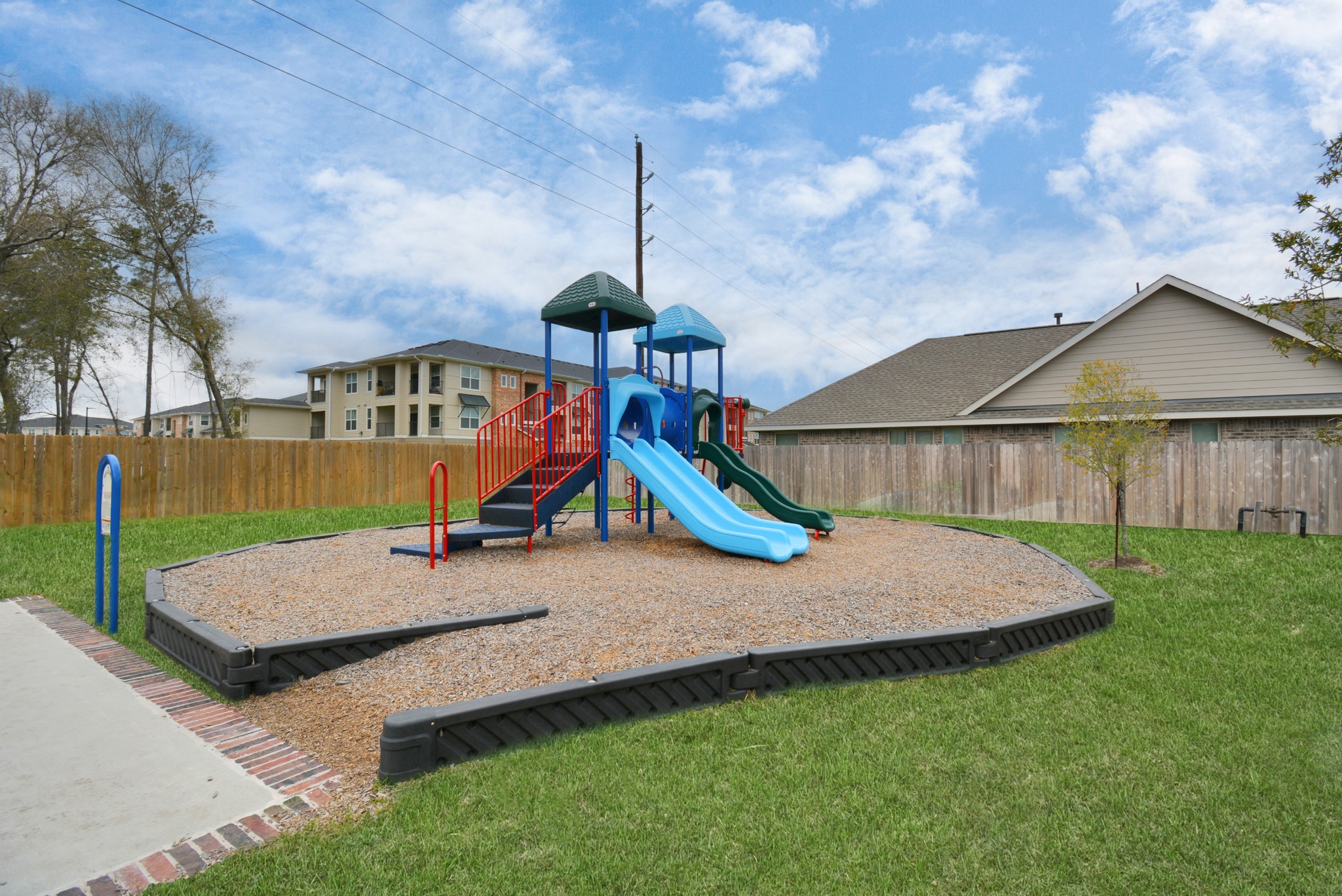 15826 Menlow Bend Drive Property Photo 31