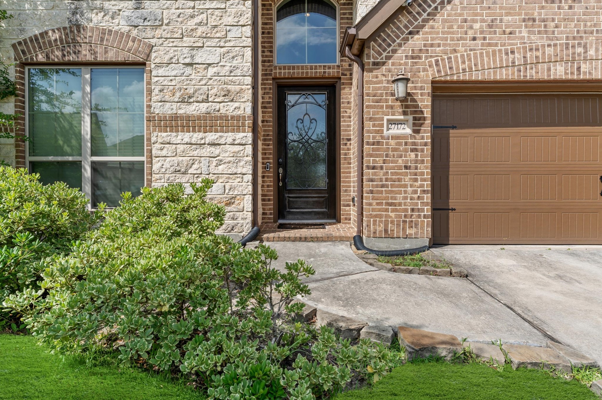 27172 Devyn Forest Lane Property Photo 4
