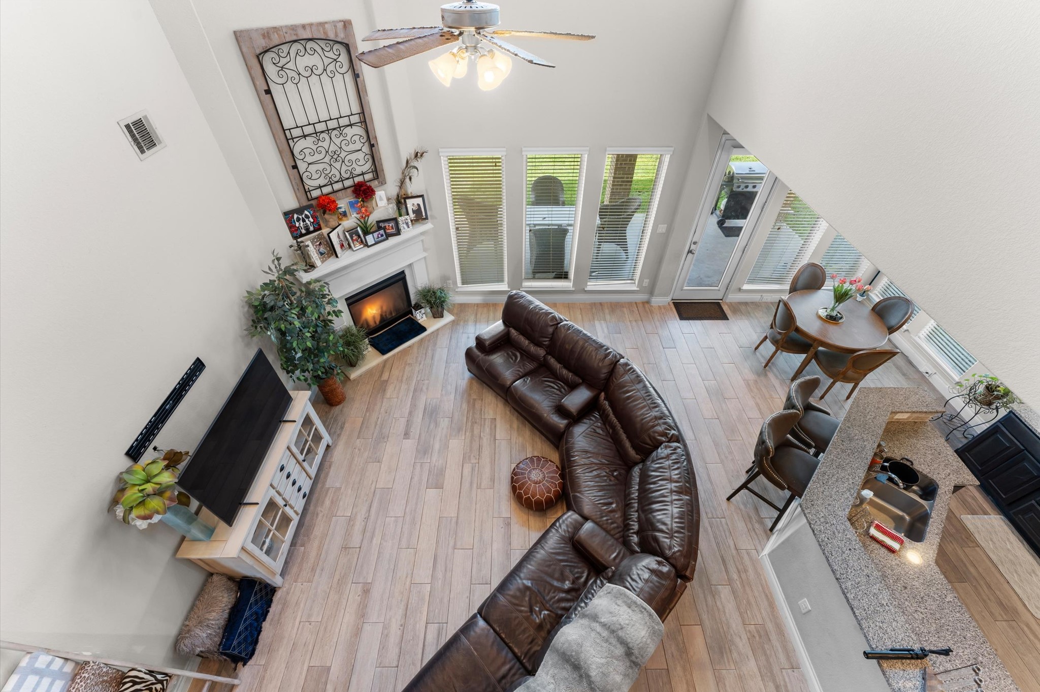 27172 Devyn Forest Lane Property Photo 14