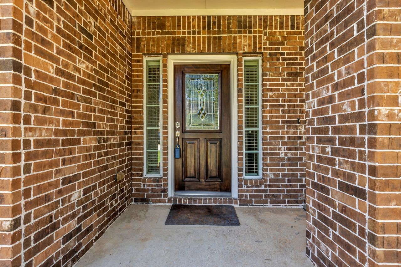 13859 Shoreline Drive Property Photo 11