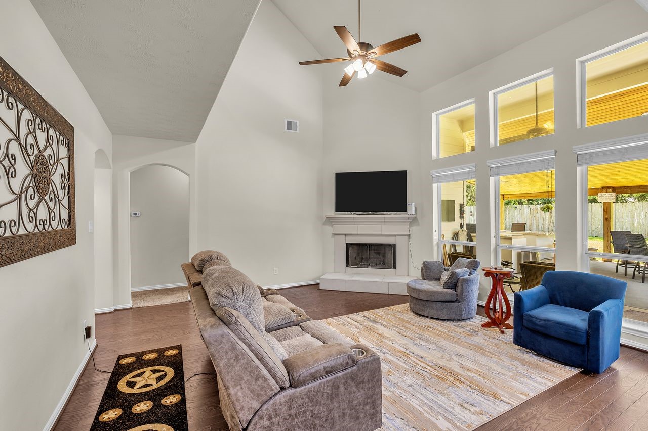 13859 Shoreline Drive Property Photo 18