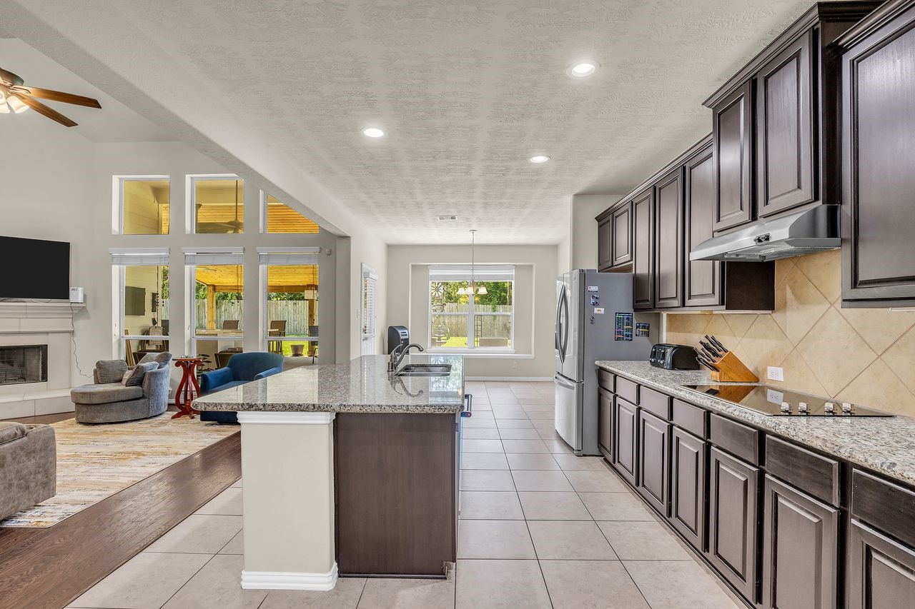 13859 Shoreline Drive Property Photo 23
