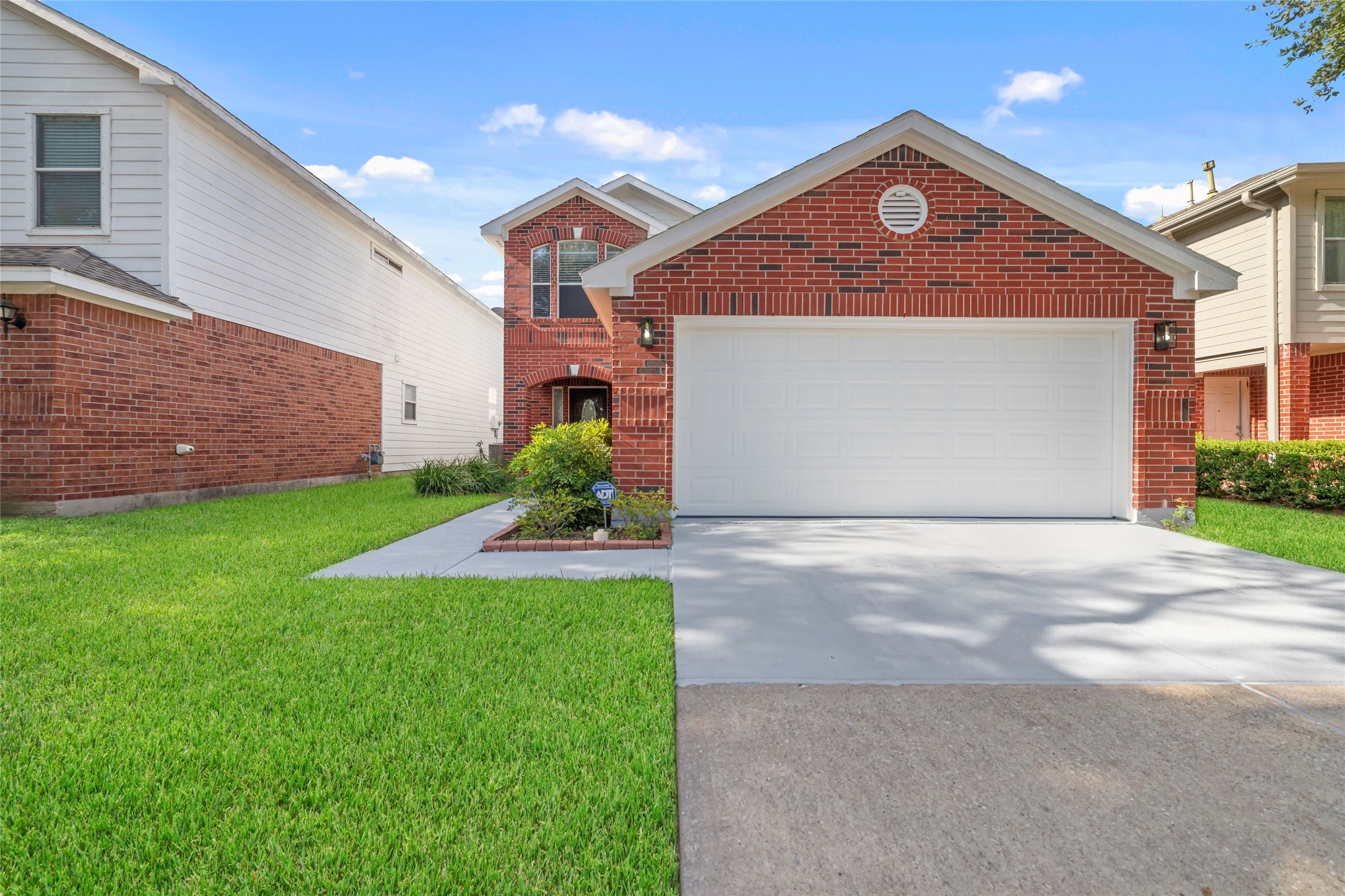 14207 Beech Glen Drive Property Photo 1
