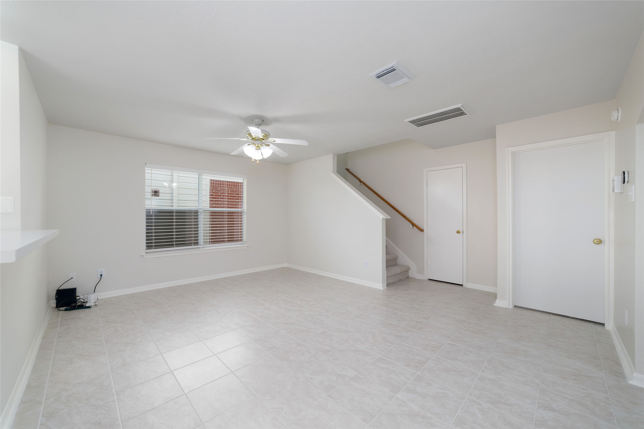 14207 Beech Glen Drive Property Photo 5