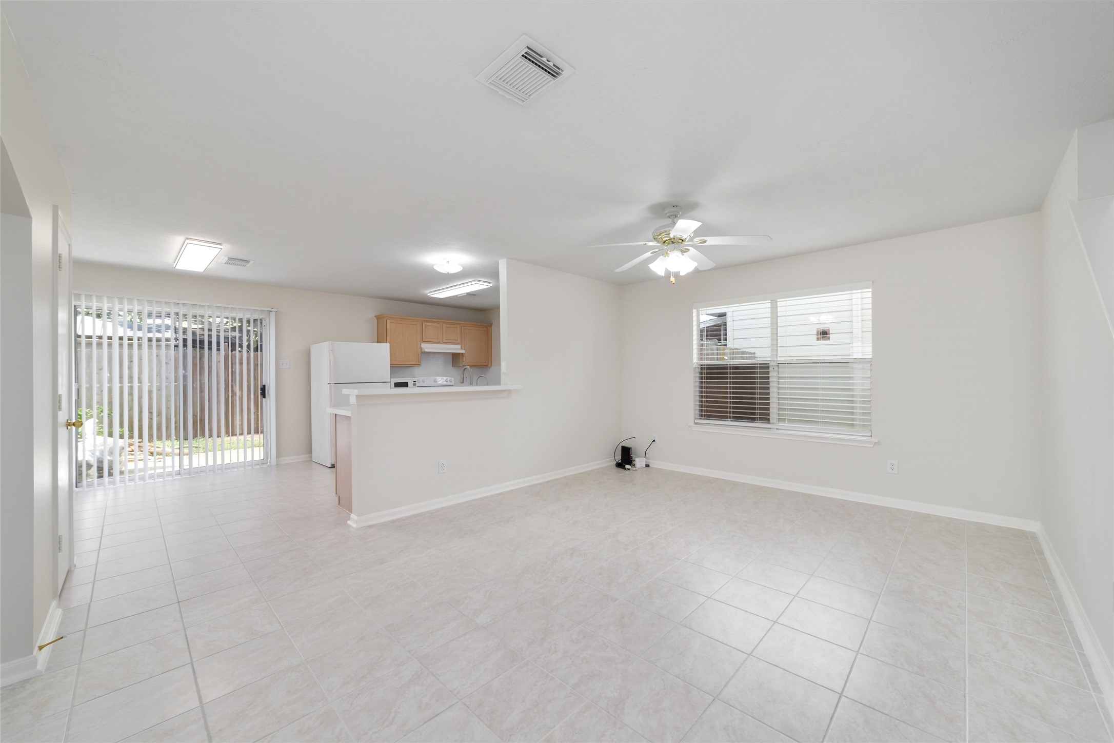 14207 Beech Glen Drive Property Photo 7