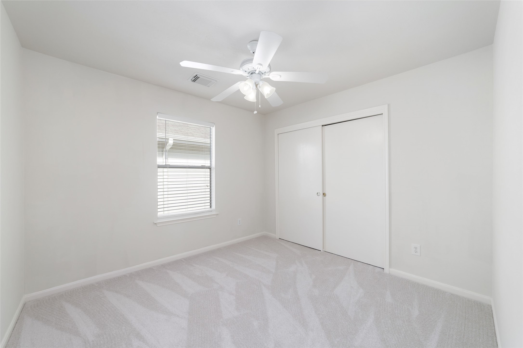 14207 Beech Glen Drive Property Photo 14