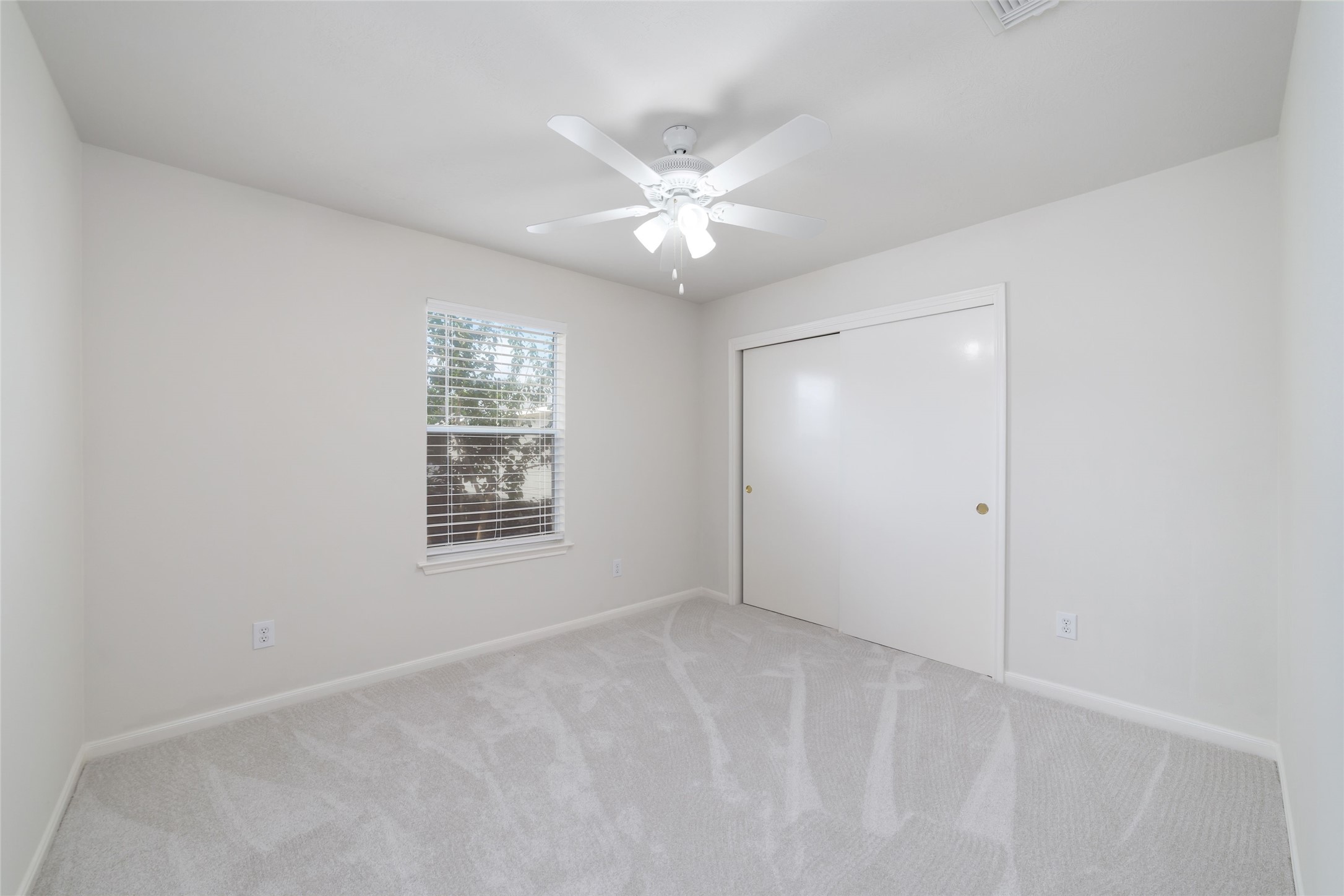 14207 Beech Glen Drive Property Photo 15