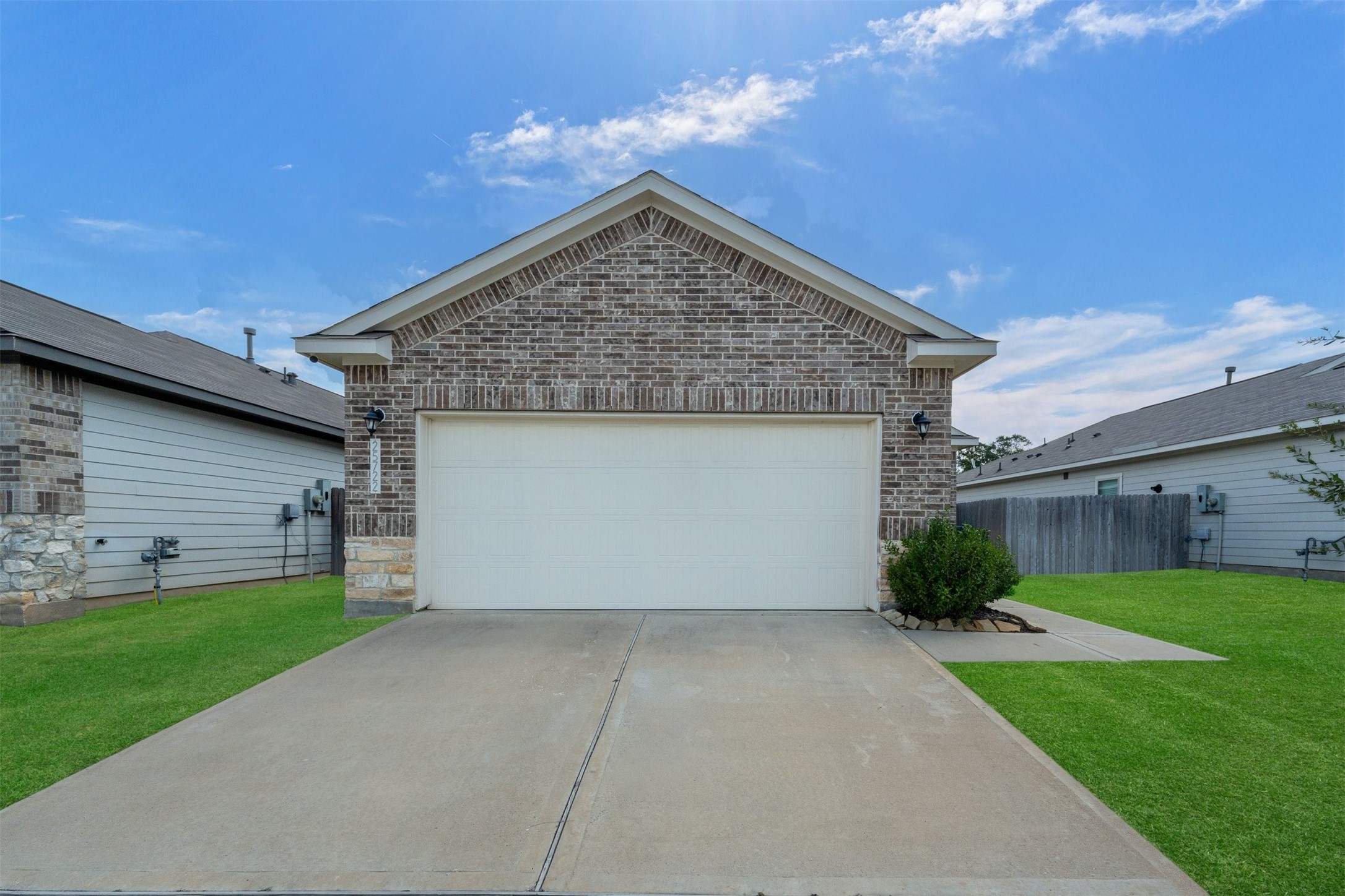 25722 Hickory Pecan Trail Property Photo 1