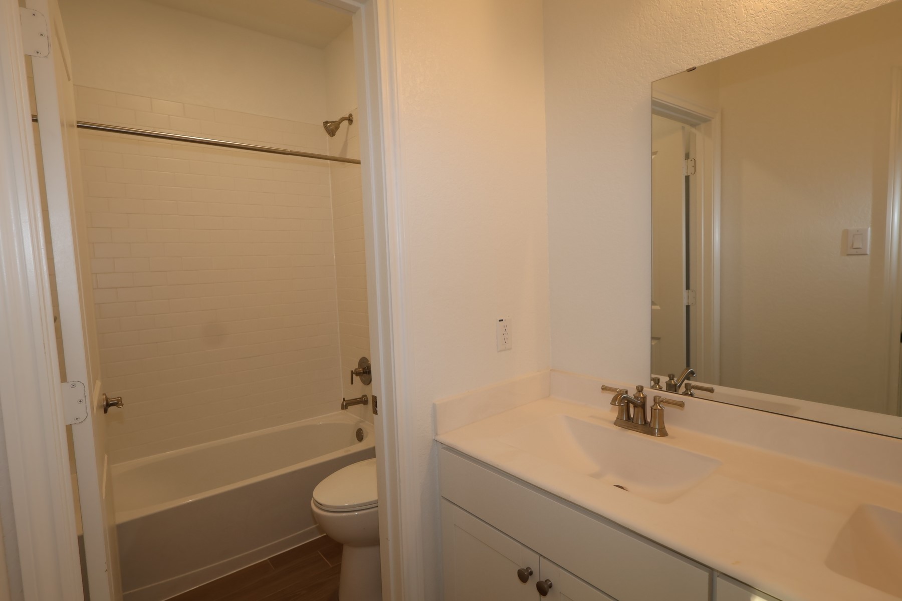 5049 Bluebell Way Property Photo 16