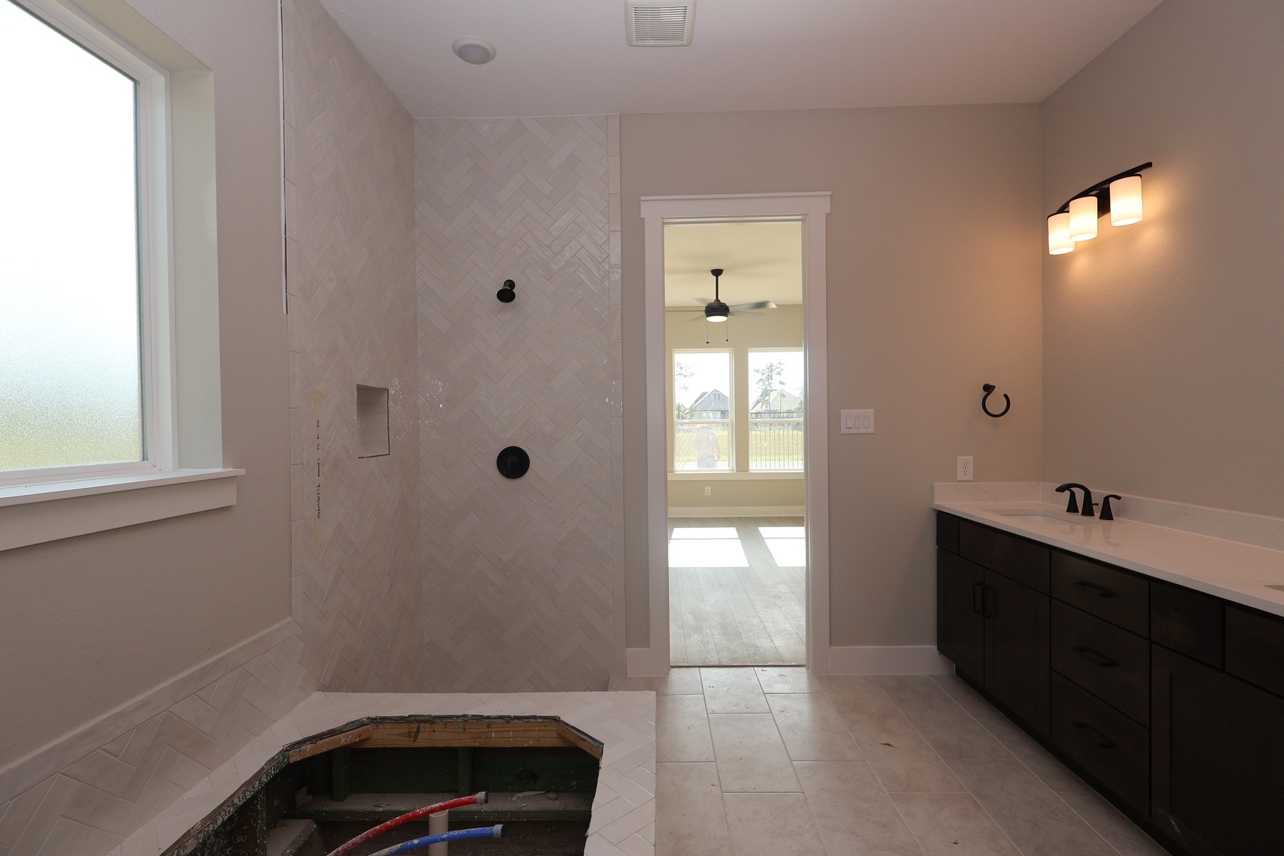 18418 Lovelier Lane Property Photo 13