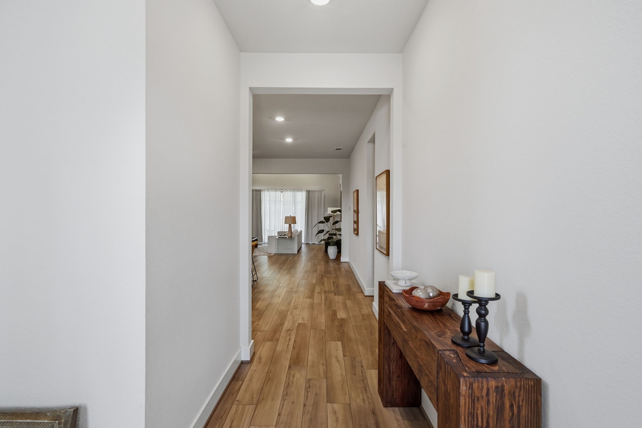 24615 Lukes Landing Way Property Photo 5