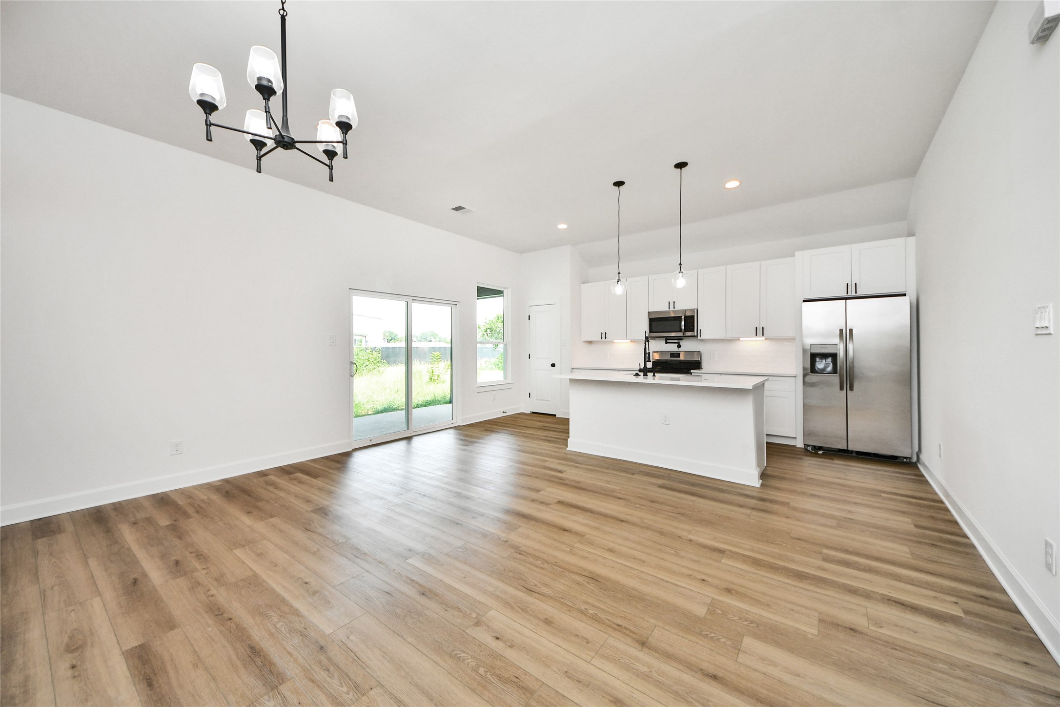 925 1st Street Property Photo 11