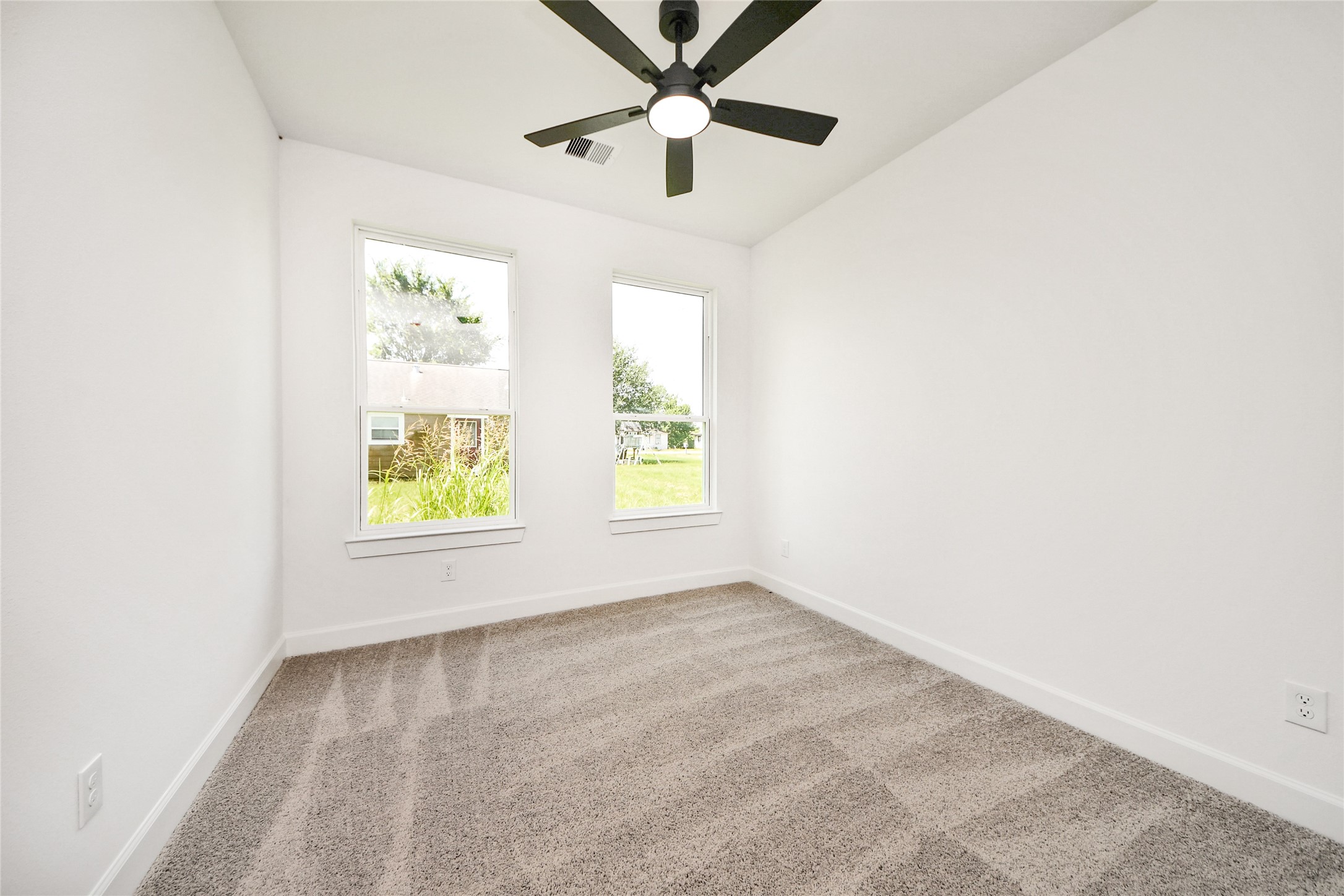 925 1st Street Property Photo 28