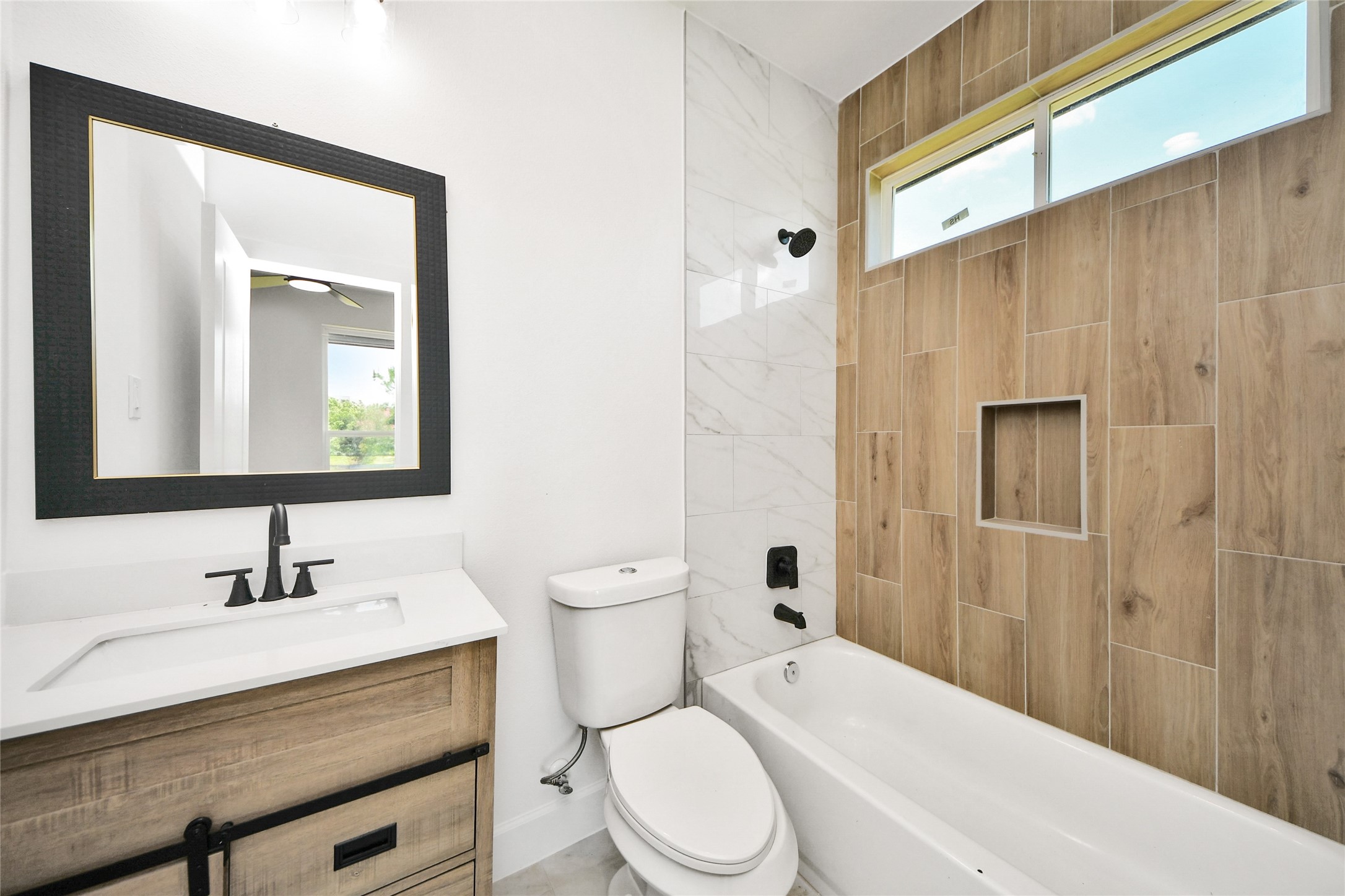 925 1st Street Property Photo 33