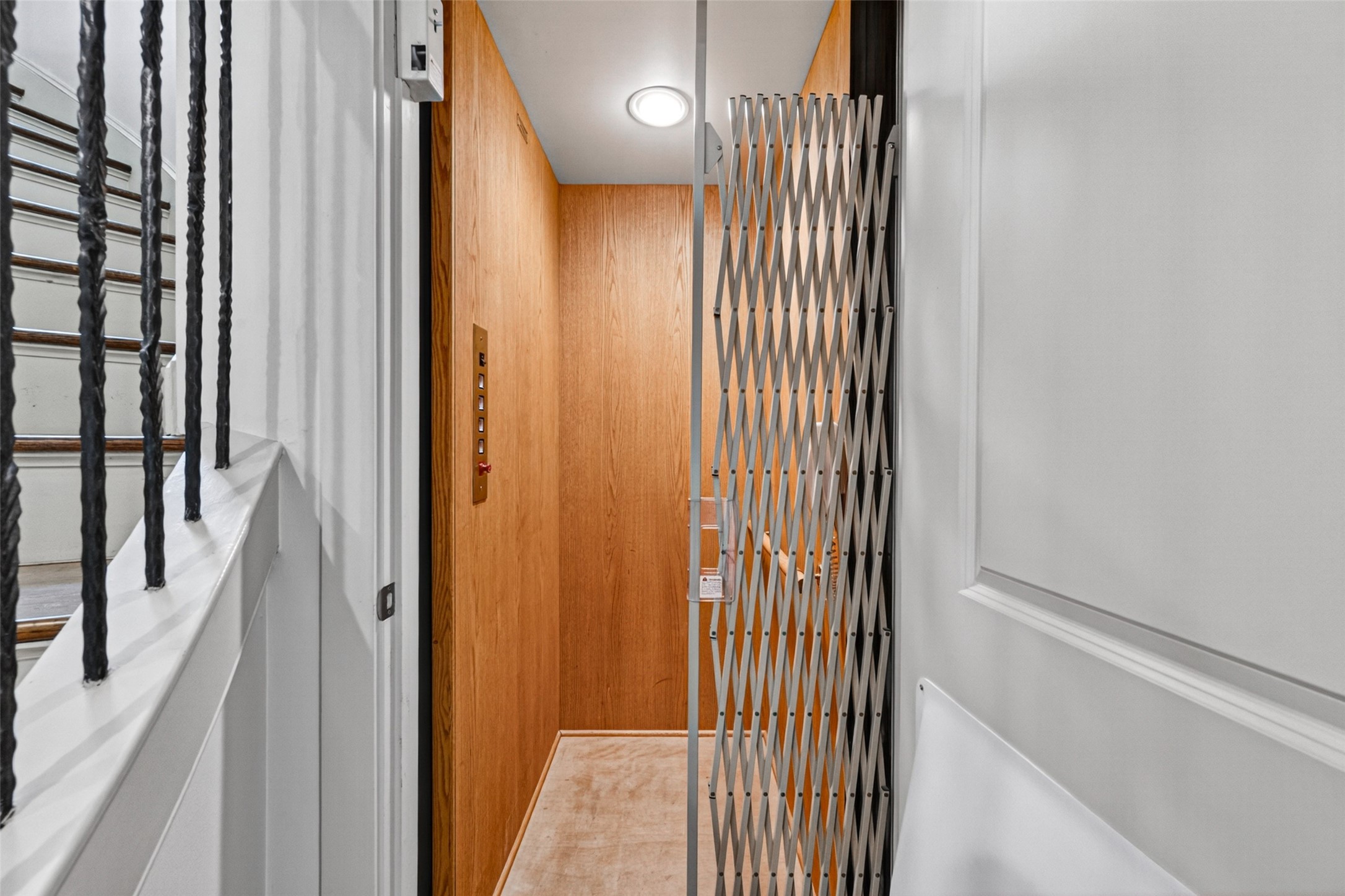4128 Purdue Street Property Photo 4