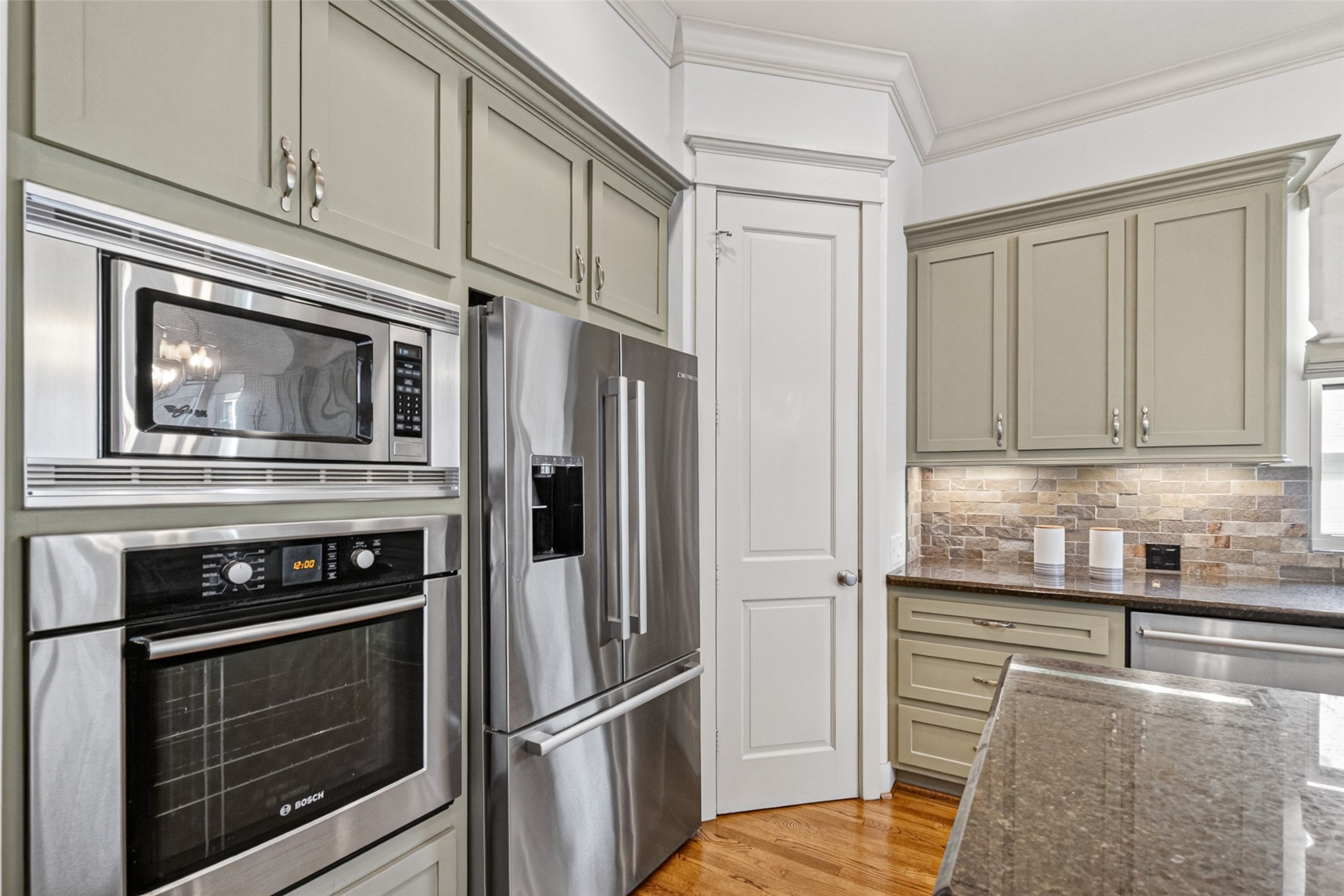 4128 Purdue Street Property Photo 23