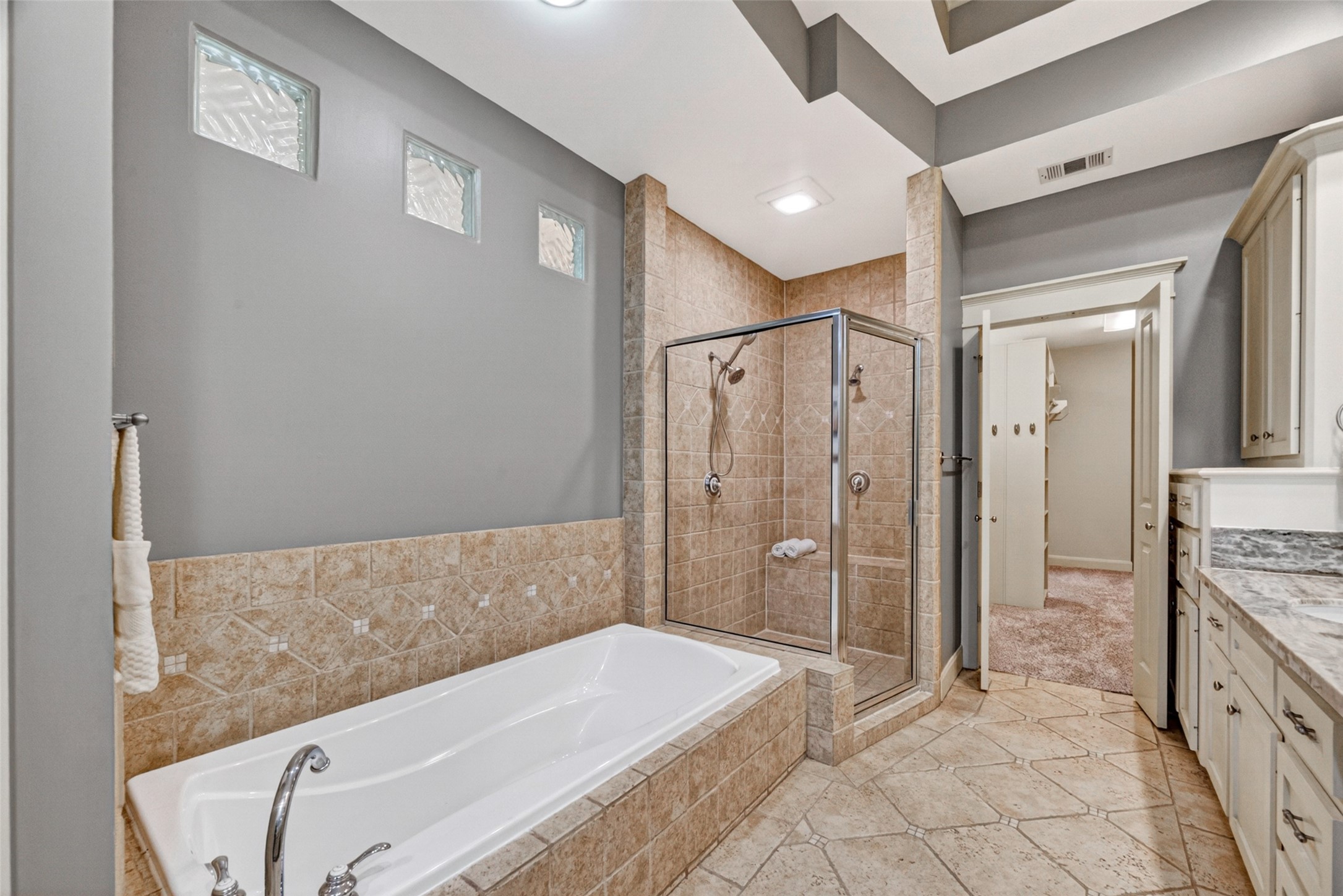 4128 Purdue Street Property Photo 33