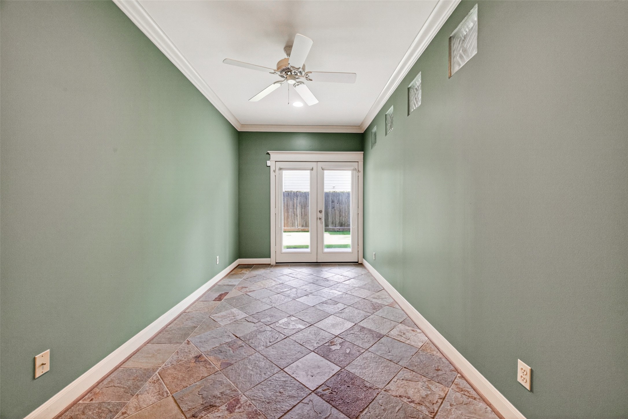 4128 Purdue Street Property Photo 44