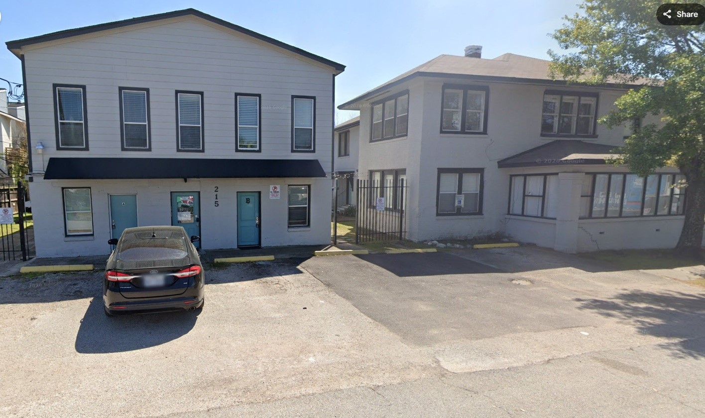 215 Hyde Park Boulevard 12 Property Photo 1