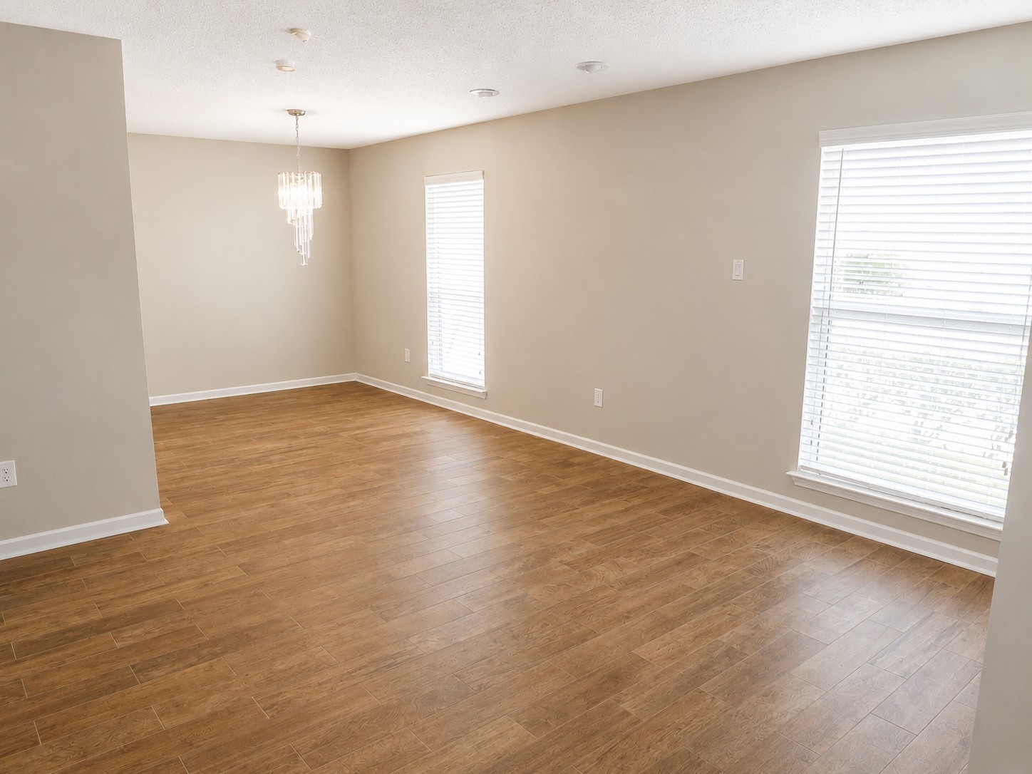 15322 Wandering Trail Property Photo 3