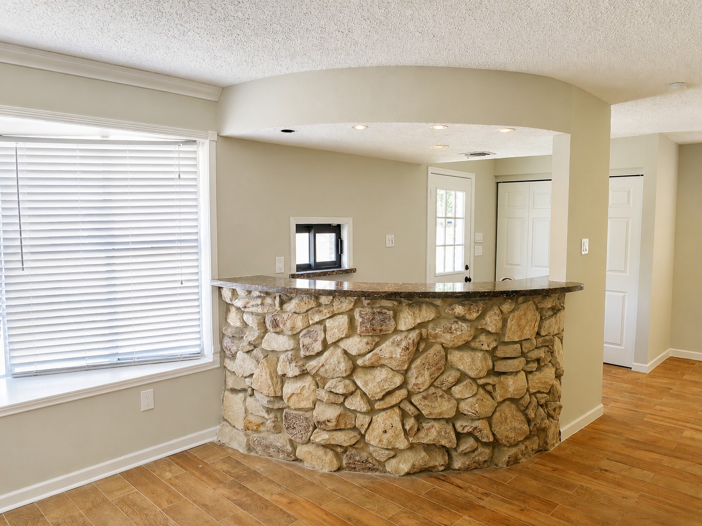 15322 Wandering Trail Property Photo 10