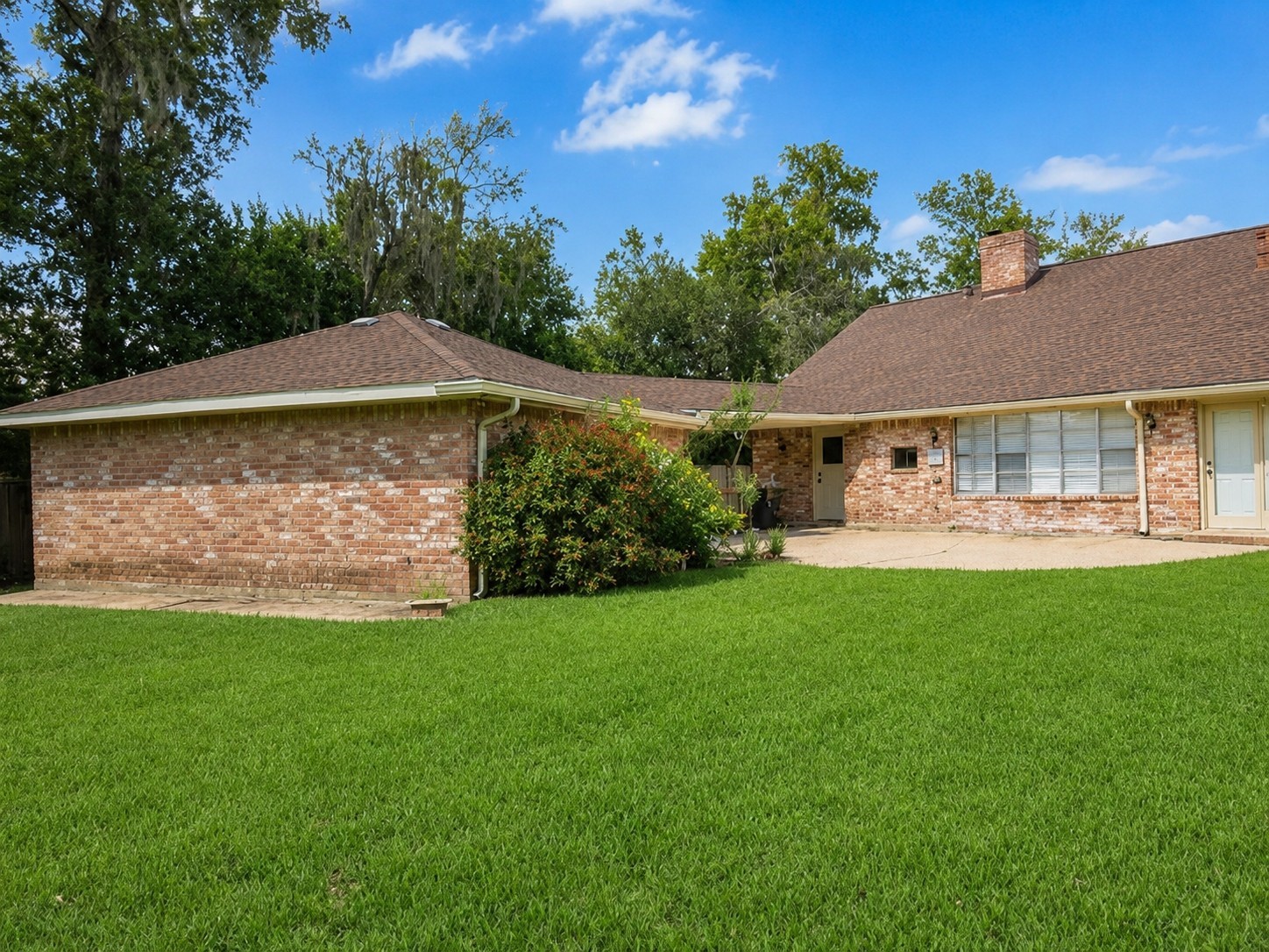15322 Wandering Trail Property Photo 28