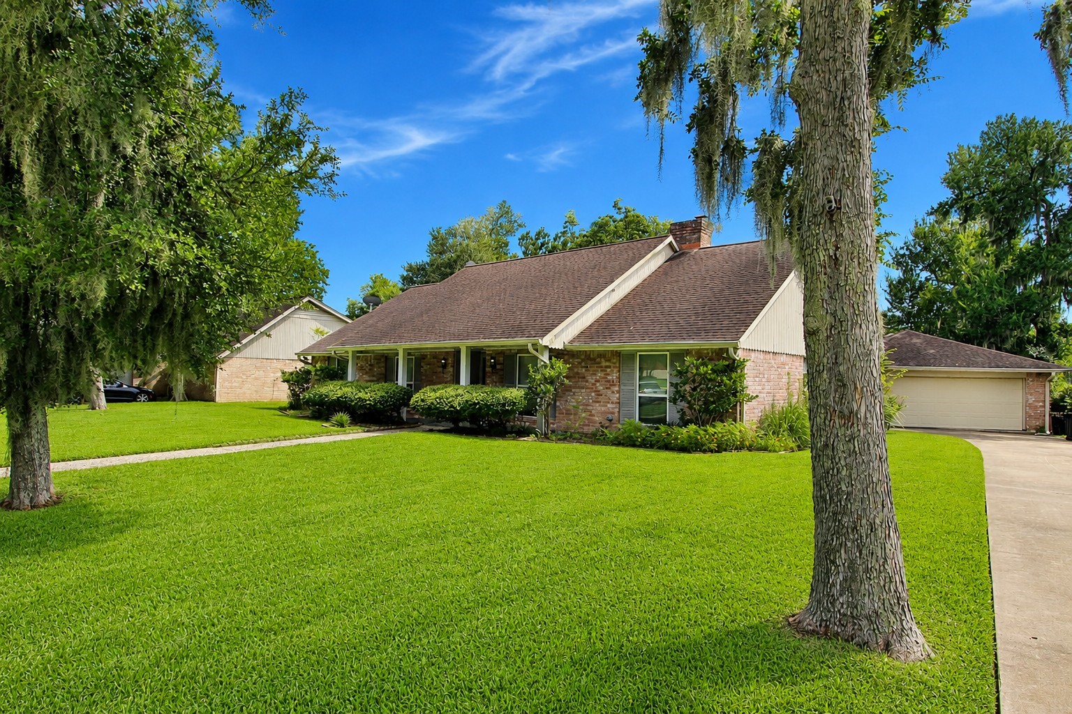 15322 Wandering Trail Property Photo 29