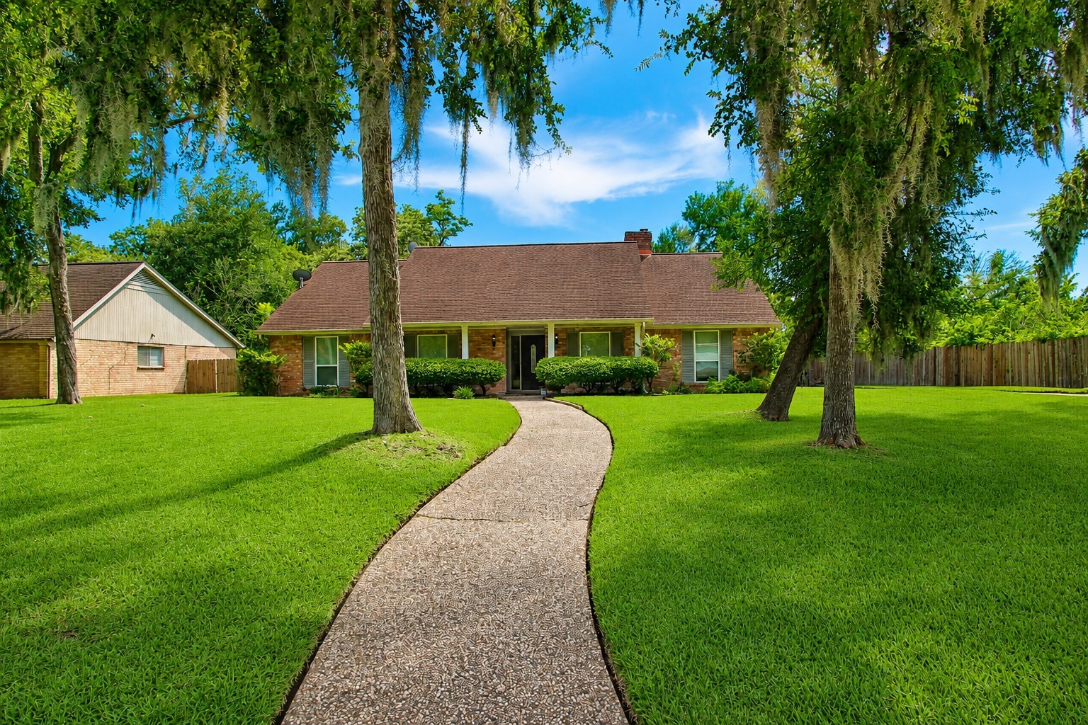 15322 Wandering Trail Property Photo 30
