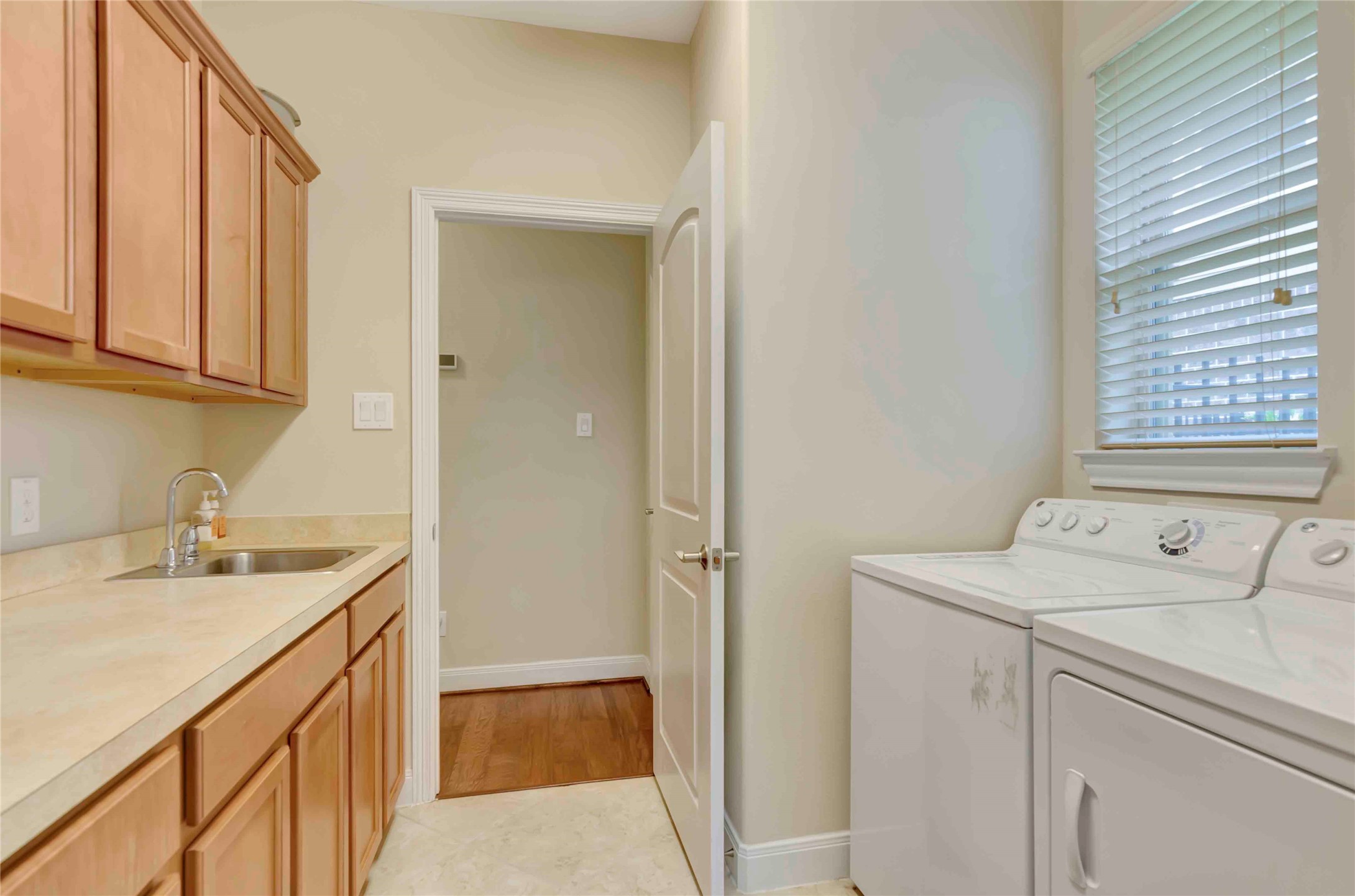 39 Wading Pond Property Photo 25