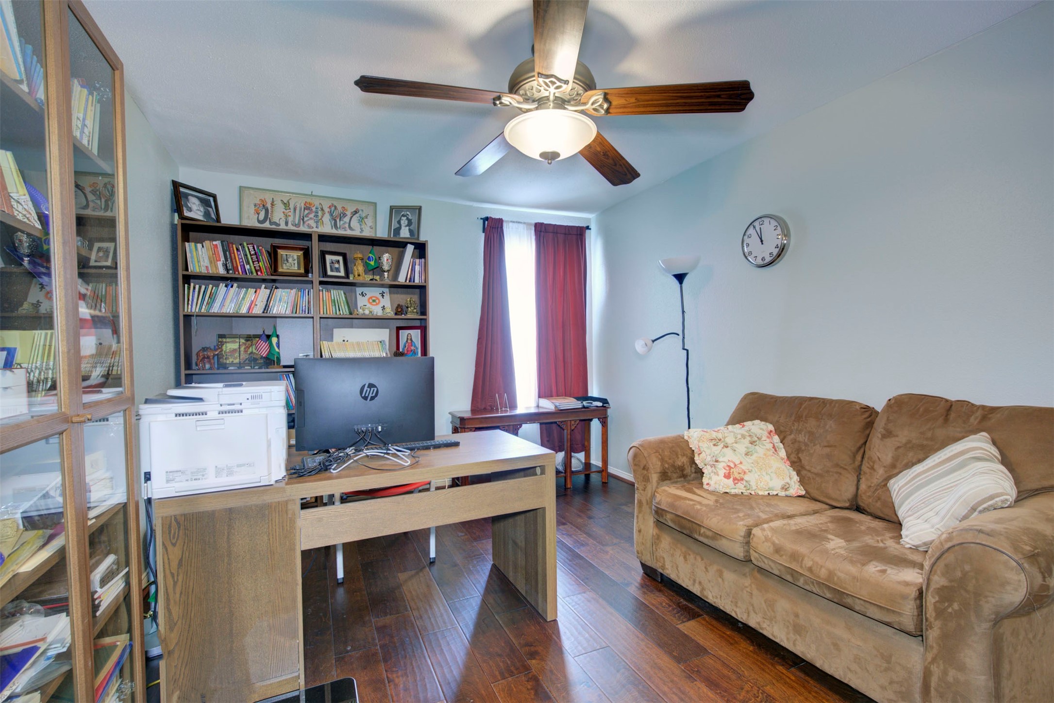 840 Threadneedle Street E 208 Property Photo 30