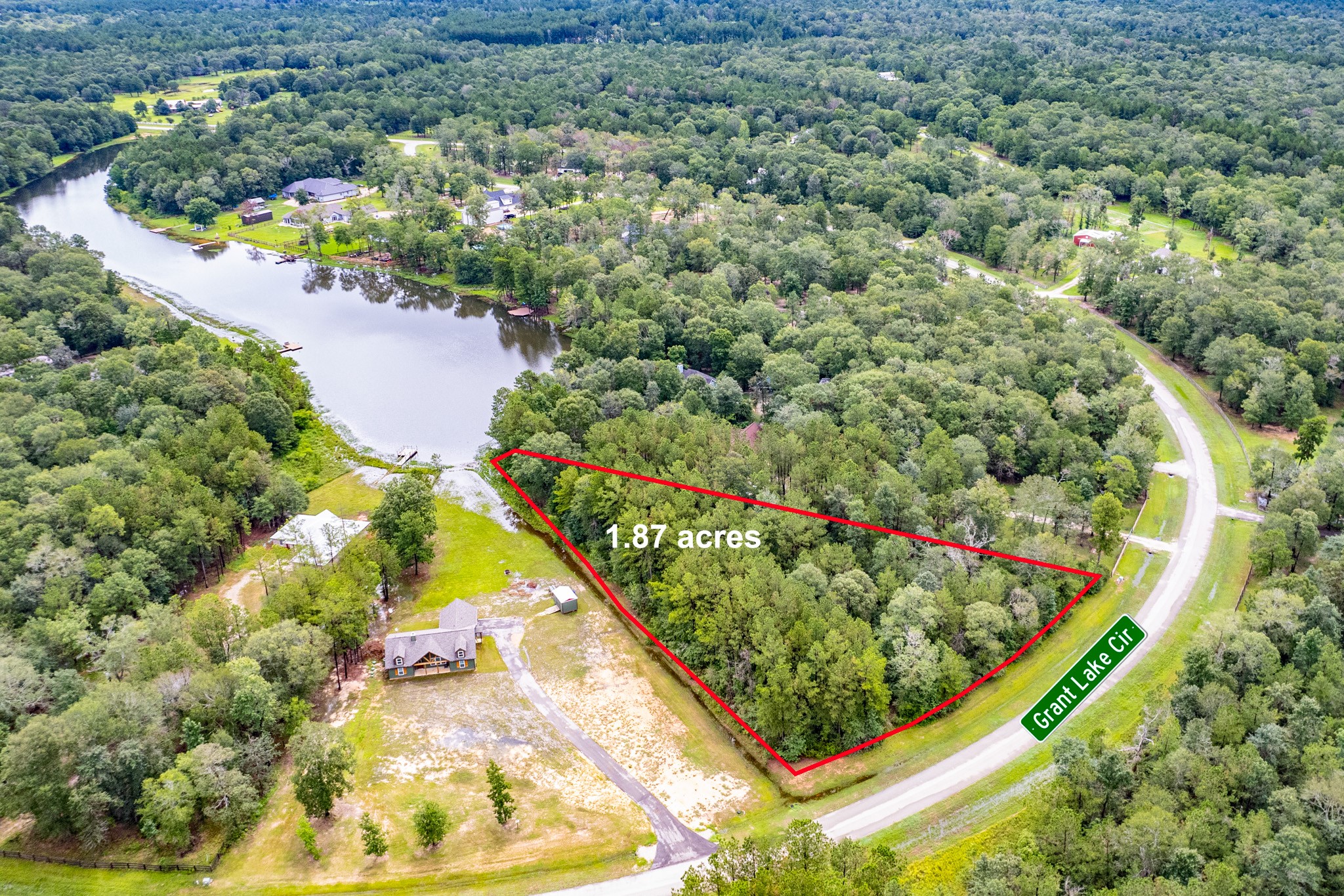 21188 Grant Lake Circle Property Photo 4