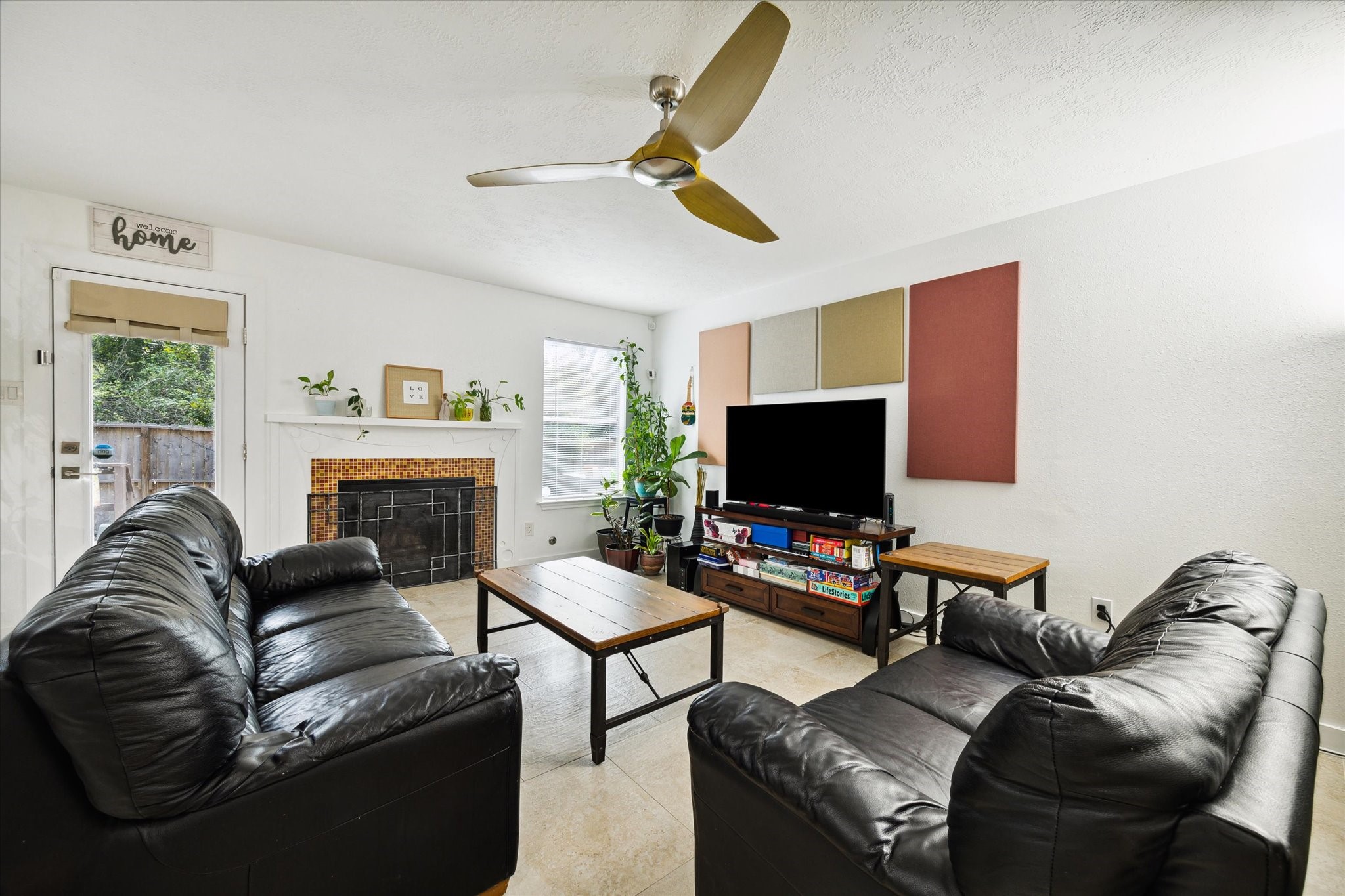 151 Anise Tree Place Property Photo 5