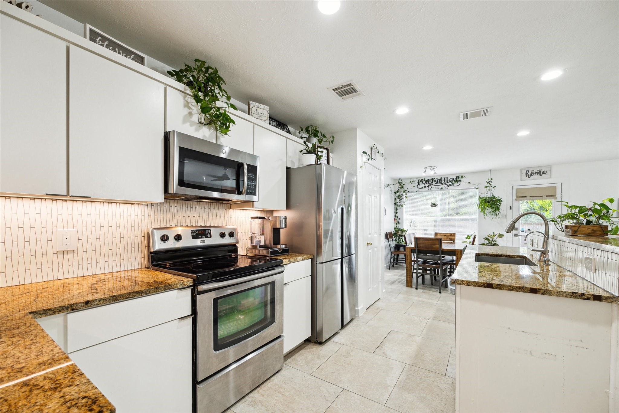 151 Anise Tree Place Property Photo 8