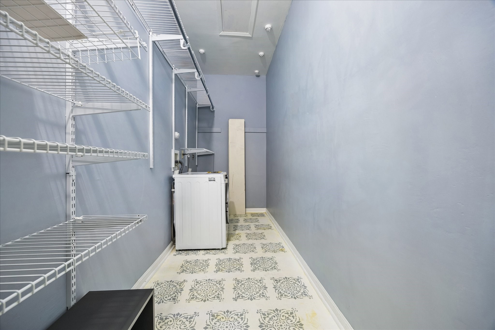 2100 Tanglewilde Street 538 Property Photo 7
