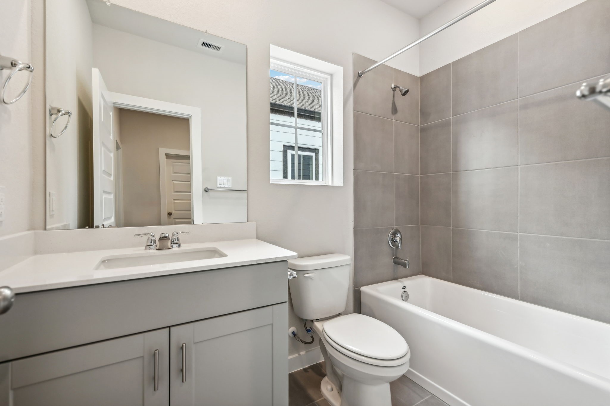 4223 Juniper Mist Drive Property Photo 4